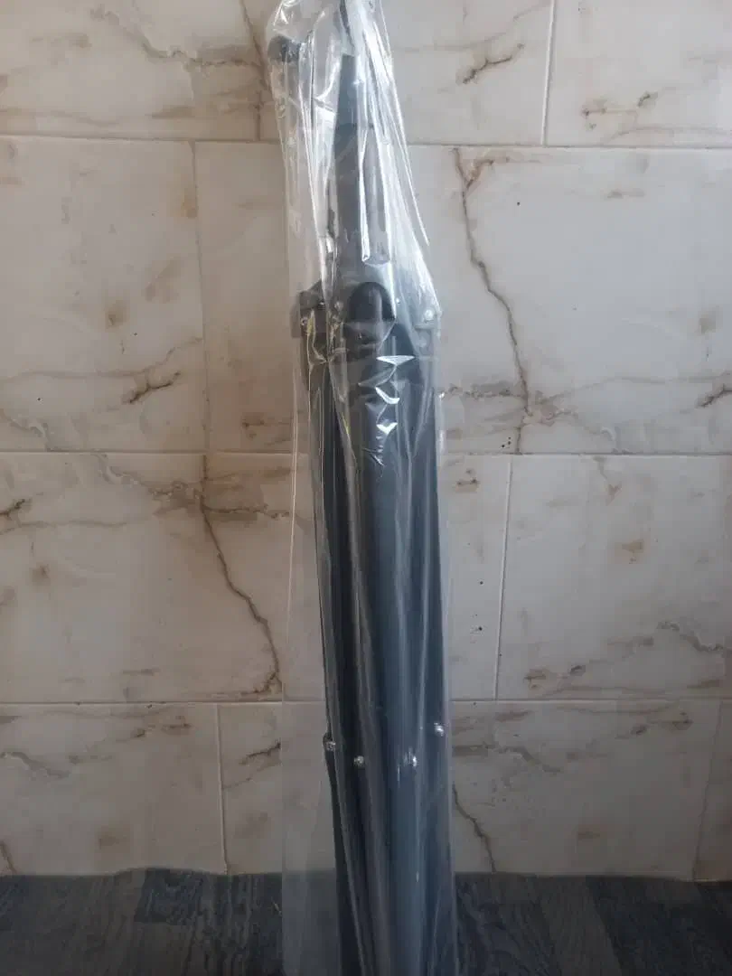 سه پایه باند وارگ|آلات موسیقی|ملایر, |دیوار