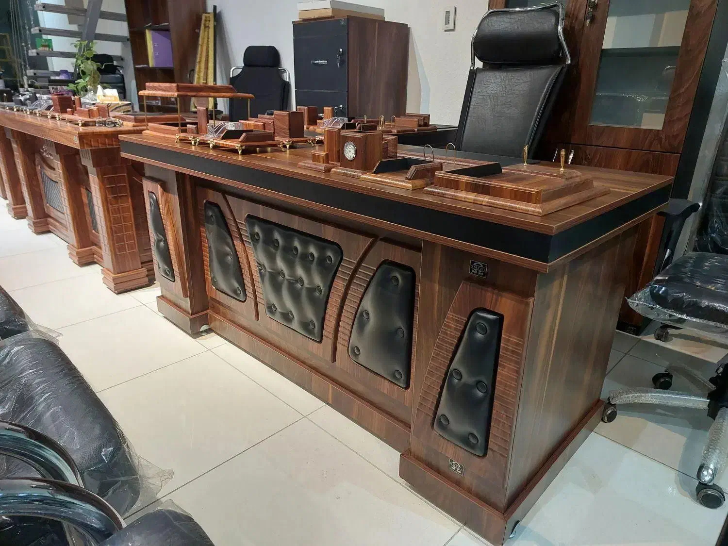 اصل میز مدیریتی ضد خش و ضد آب فرصت ویژه|مبلمان اداری|شیراز, شهرک گلستان|دیوار