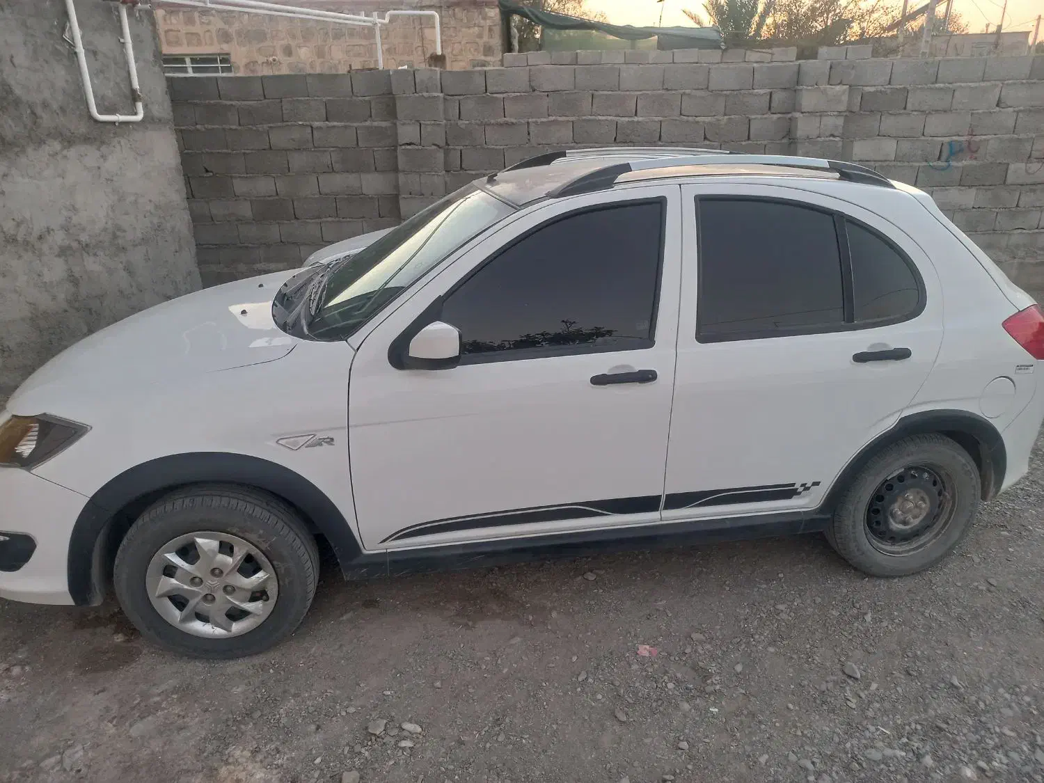 کوییک آراس مدل۱۴۰۲ کم کار|خودرو سواری و وانت|کرمان, |دیوار