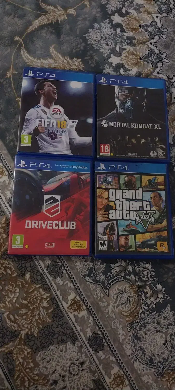 فروش 4عدد سیدی PS4|کنسول، بازی ویدئویی و آنلاین|اسلامشهر, مسکن مهر اسلاشهر (شهرک امام خمینی)|دیوار