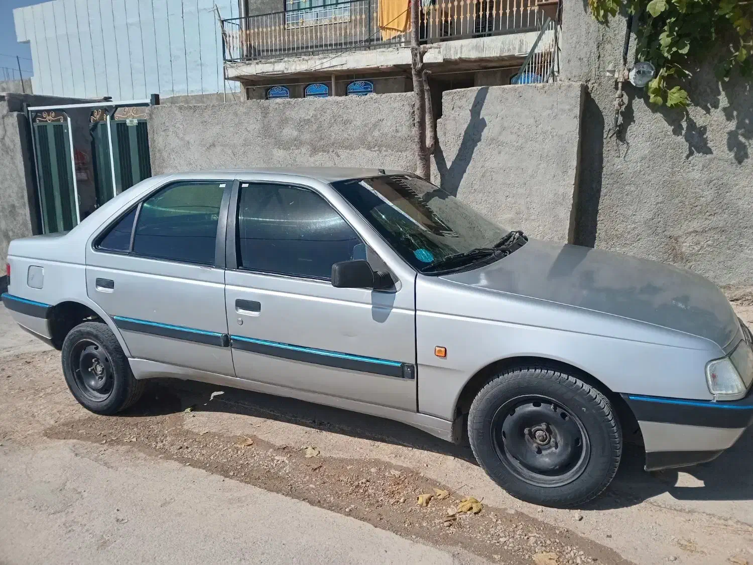 ماشین ۴۰۵ مدل ۸۹ رنگ نقره ای|خودرو سواری و وانت|یاسوج, |دیوار