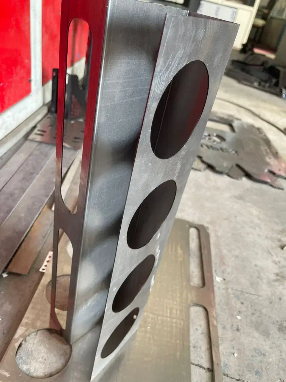 خدمات(لیزر خمکاری جوشکاری سوراخکاری و..)|خدمات پیشه و مهارت|محمدشهر, ولدآباد|دیوار