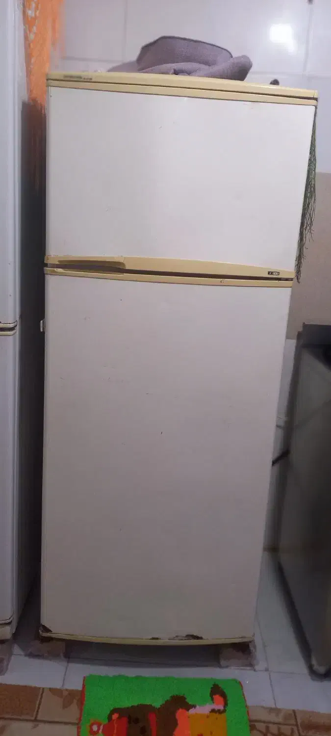 سلام یه عدد یخچال فیلور سالم در حال استفاده|یخچال و فریزر|کلاله, |دیوار