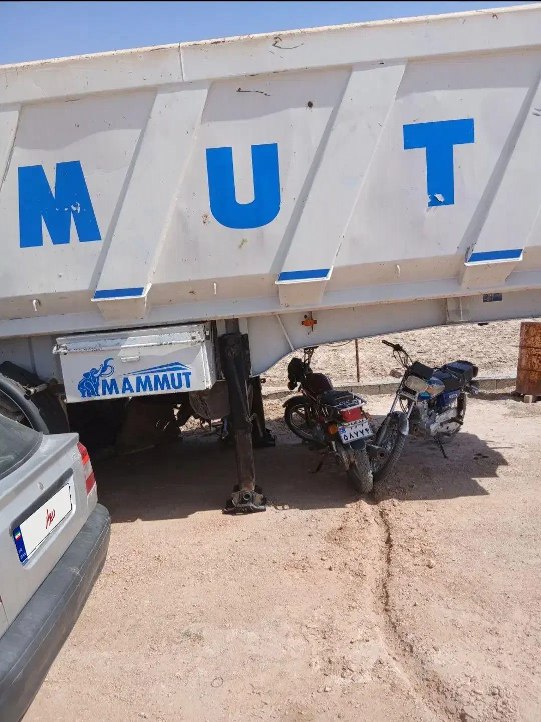 کمپرسی سه محور ماموت شرکتی|خودرو سنگین|مشهد, تبادکان|دیوار