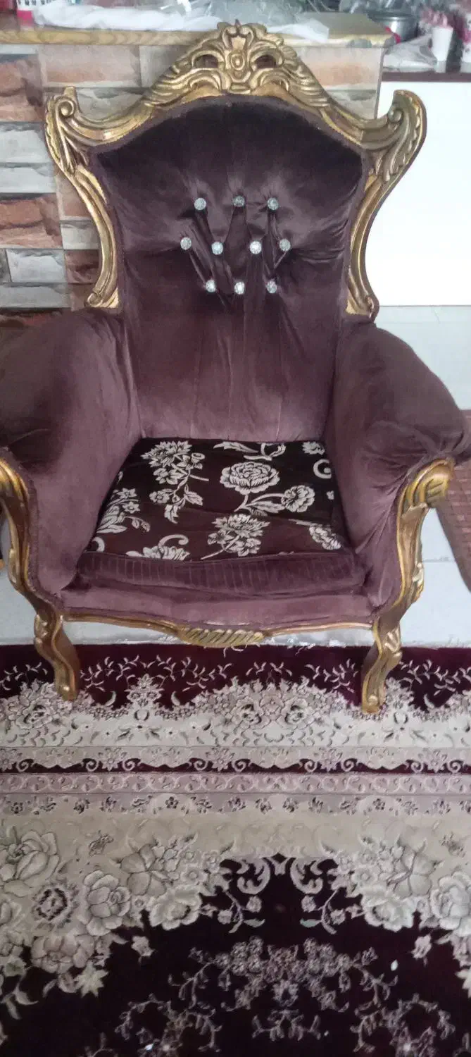 مبلمان ۹ نفره سلطنتی|مبلمان خانگی و میز عسلی|سیاهکل, |دیوار