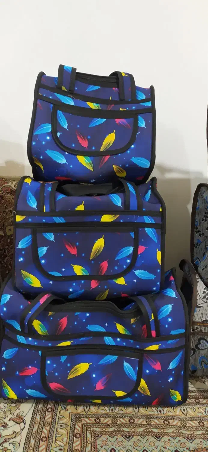 کیف|کیف، کفش، کمربند|قروه, |دیوار