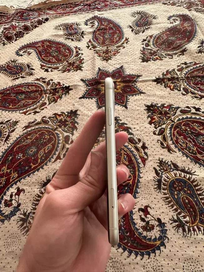 ایفون ۱۱نرمال|موبایل|شهریار, شهریار|دیوار