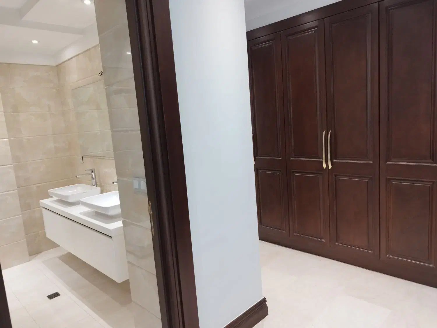 فرشته،200متر 2پارکینگ   (آپارتمان ویلا لوکس)