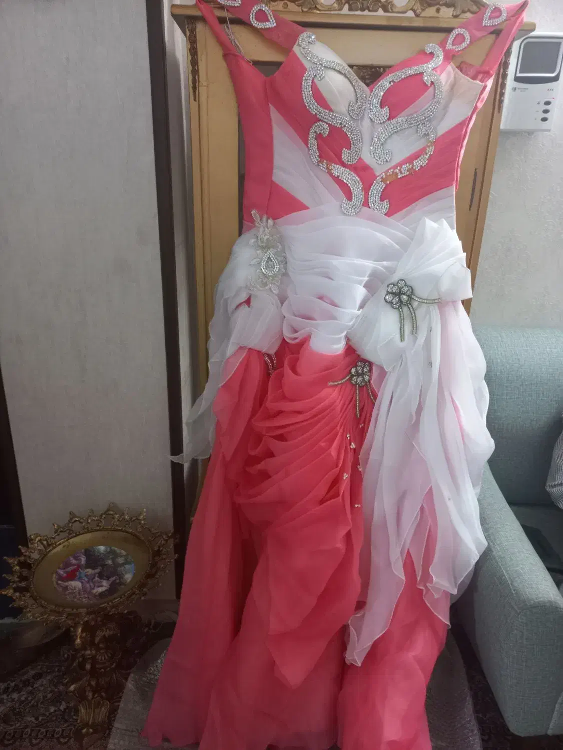 پیراهن مجلسی|لباس|گرمسار, |دیوار