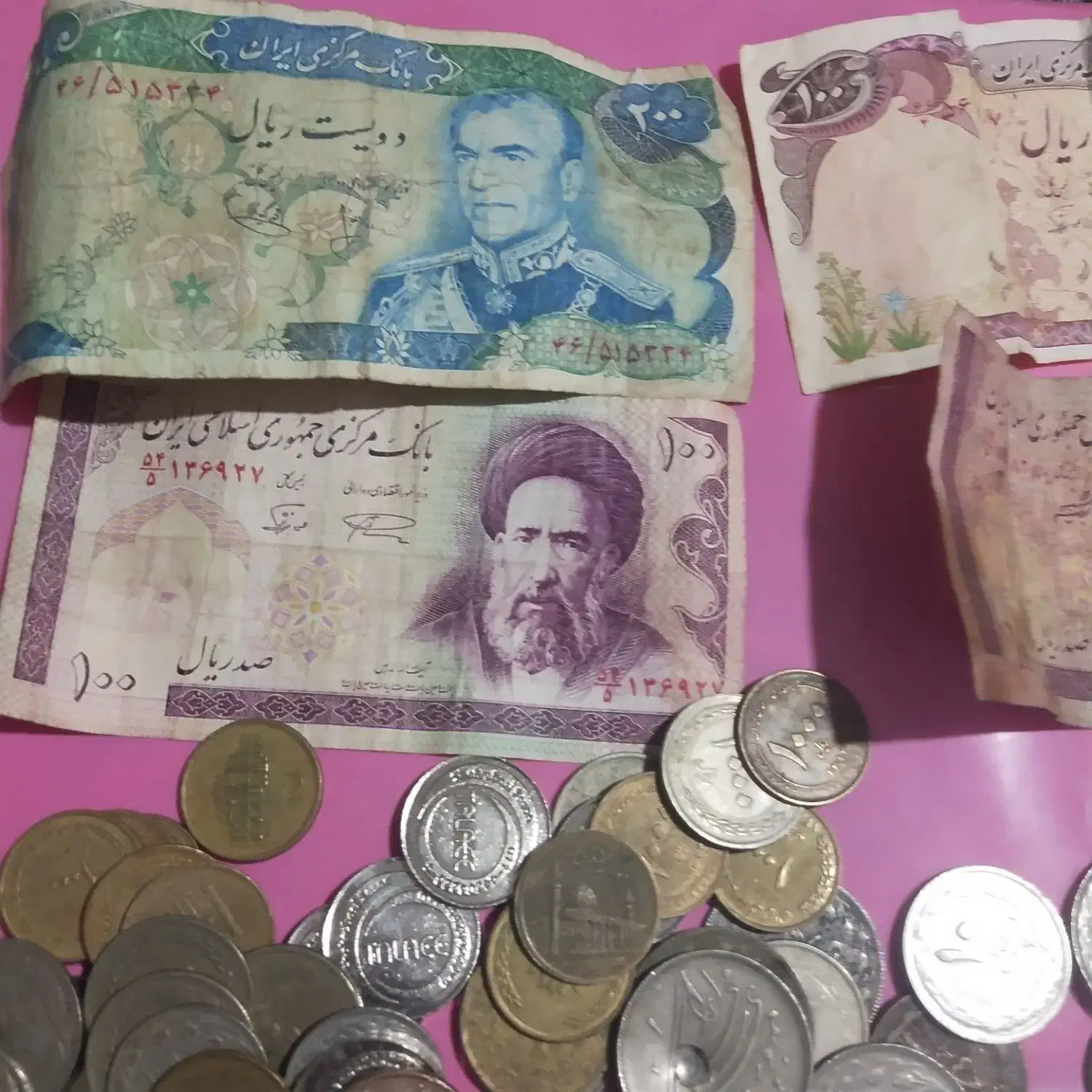 سکه ها و پول های قدیمی|کلکسیون سکه، تمبر، اسکناس|میاندوآب, |دیوار