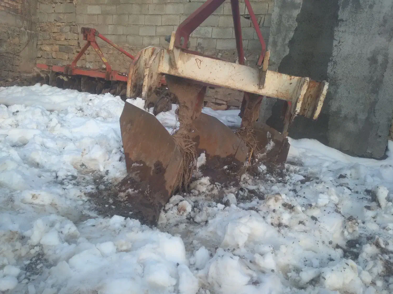 گاوآهن|ماشینآلات صنعتی|گرمخان, |دیوار