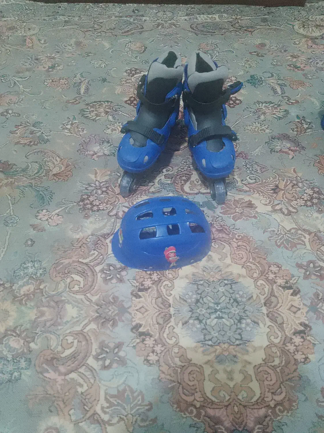 اسکیت سالم سایز ۳۷|دوچرخه، اسکیت، اسکوتر|ورامین, خیر آباد|دیوار