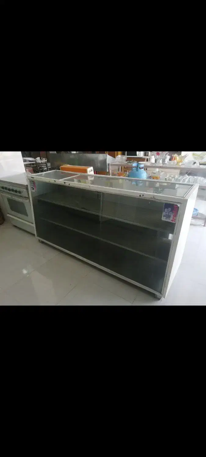 ویترین فلزی مناسب برای لوازم یدکی|فروشگاه و مغازه|بردسیر, |دیوار