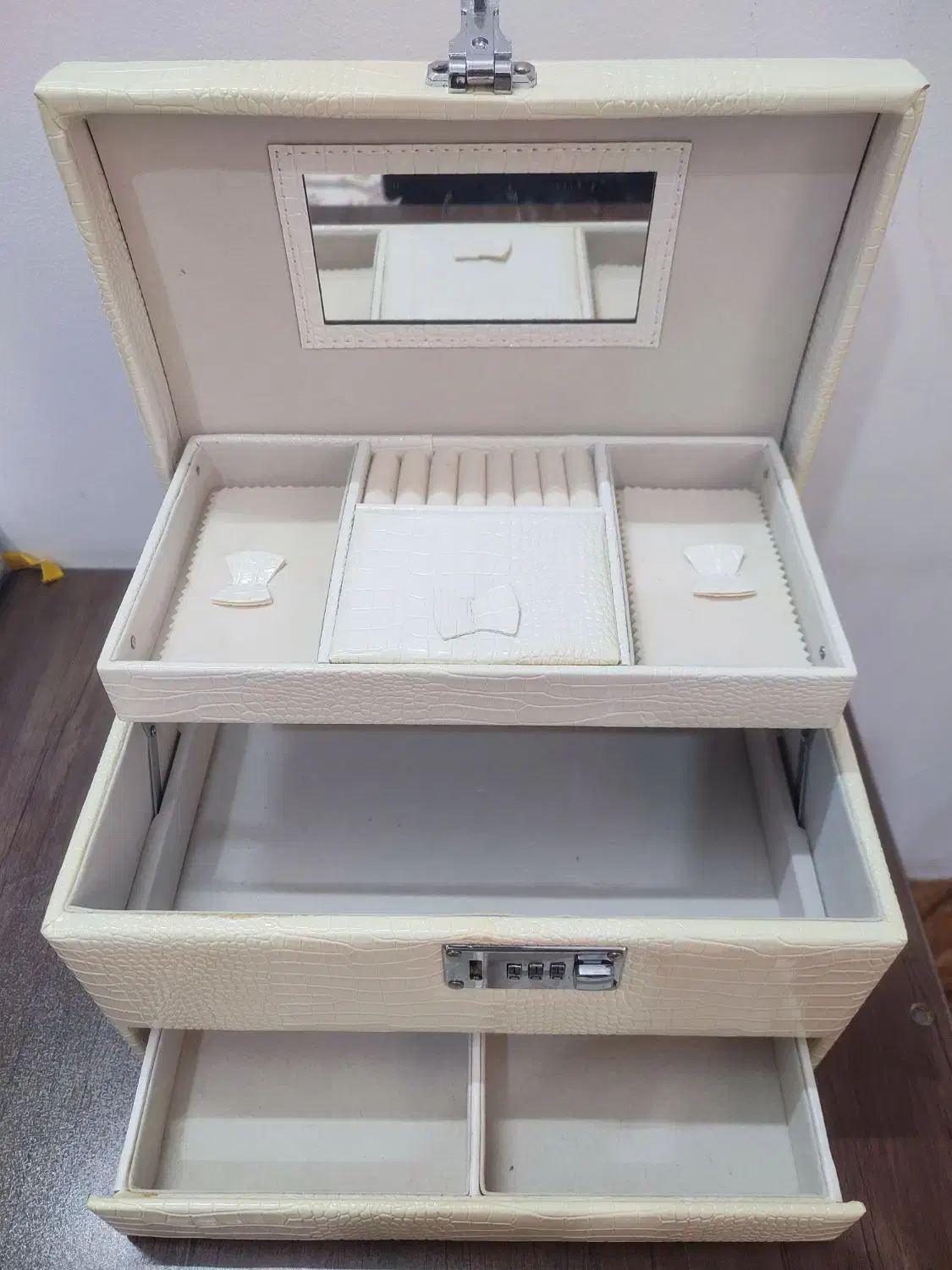 صندوقچه|صنایع دستی و سایر لوازم تزئینی|قائم‌شهر, |دیوار