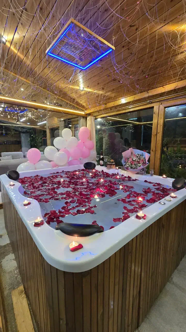 اجاره باغ و ویلا با استخر|اجارهٔ کوتاهمدت ویلا و باغ|شیراز, انجیره|دیوار