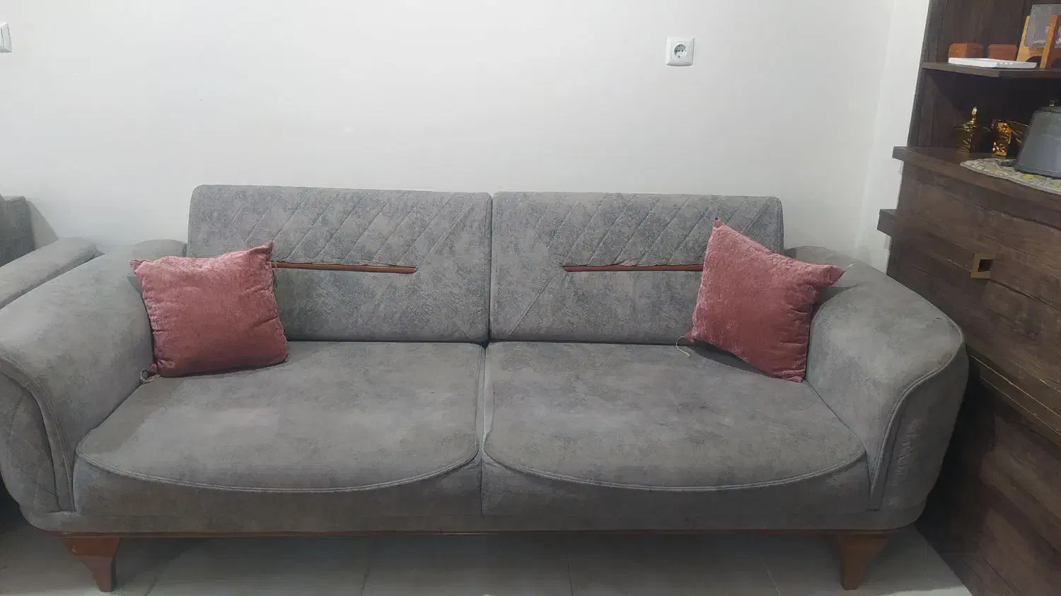 مبل هفت نفره|مبلمان خانگی و میز عسلی|اهواز, سپیدار|دیوار