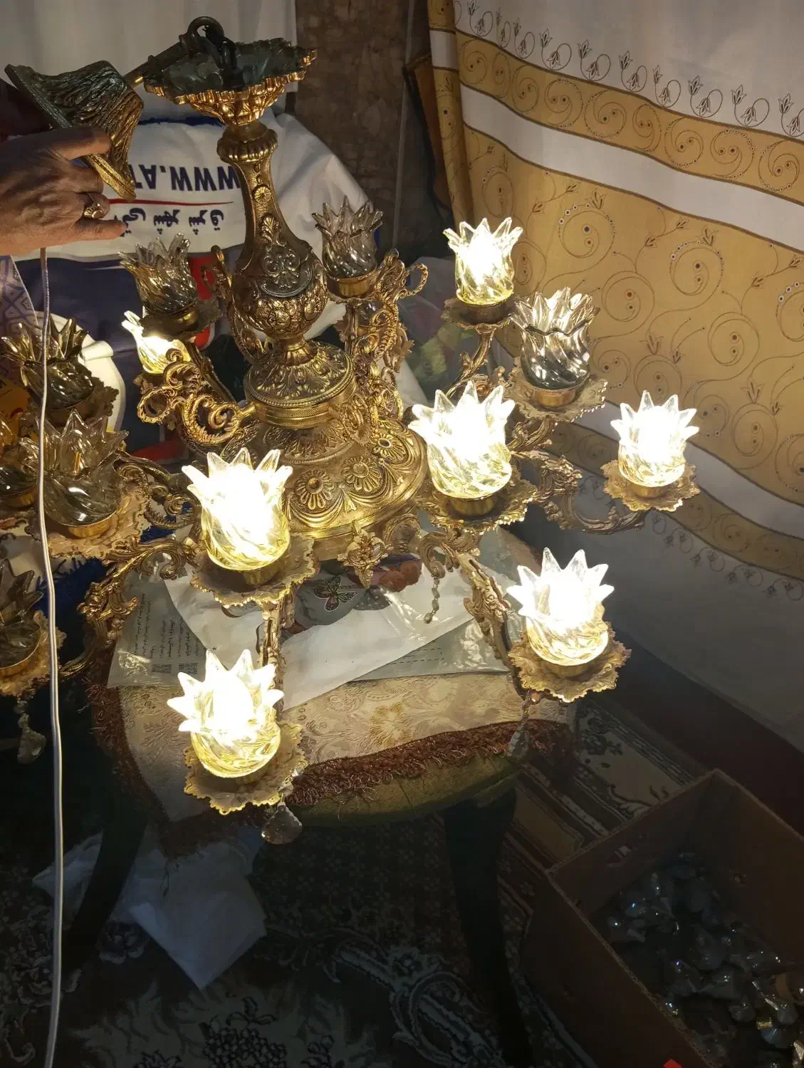 لوستر 18 شاخه بسیار زیبا|لوستر و چراغ آویز|مشهد, طبرسی شمالی|دیوار