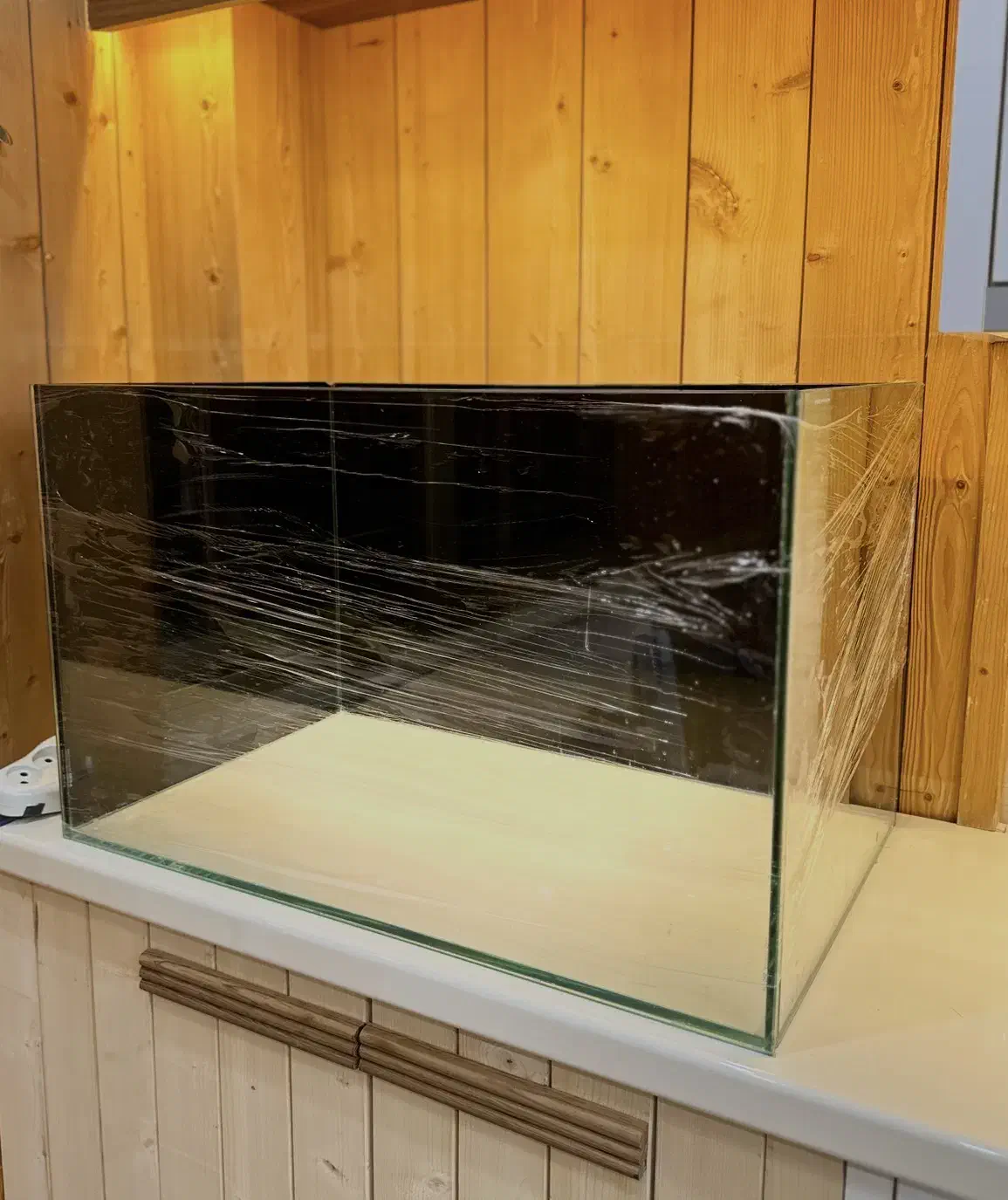 آکواریوم ریملس|ماهی|رشت, منظریه|دیوار