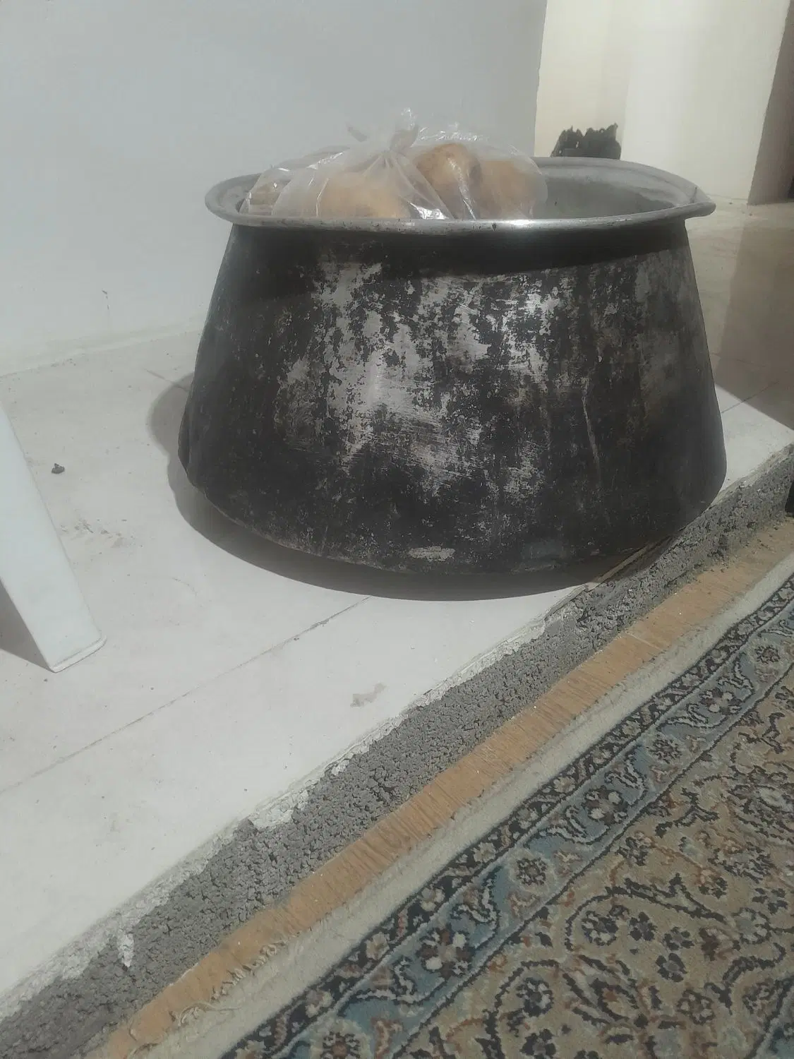دیگ بزرگ|ظروف پختوپز|ایزدشهر, |دیوار