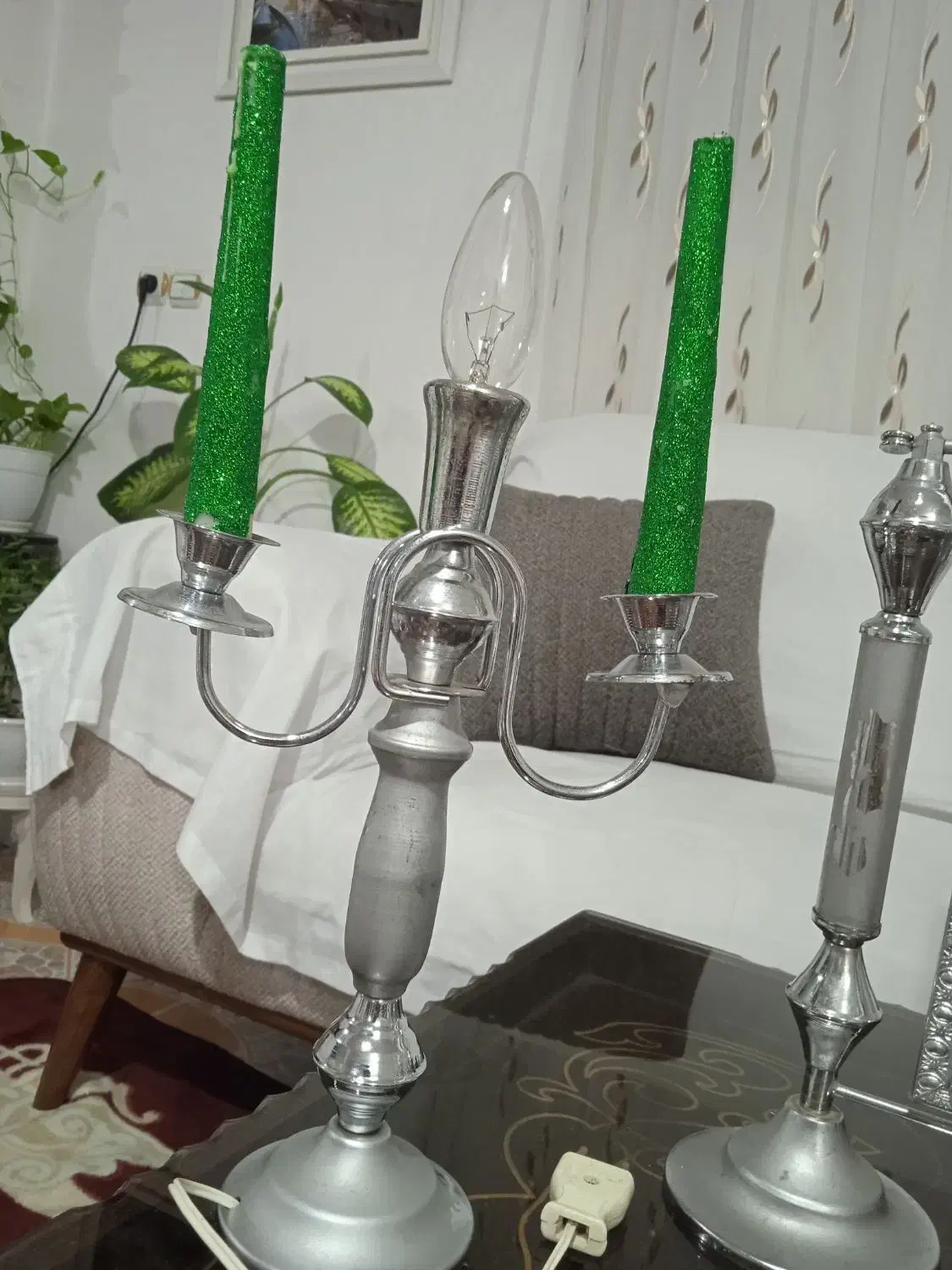 اینه و شمعدان|آینه|ساری, |دیوار