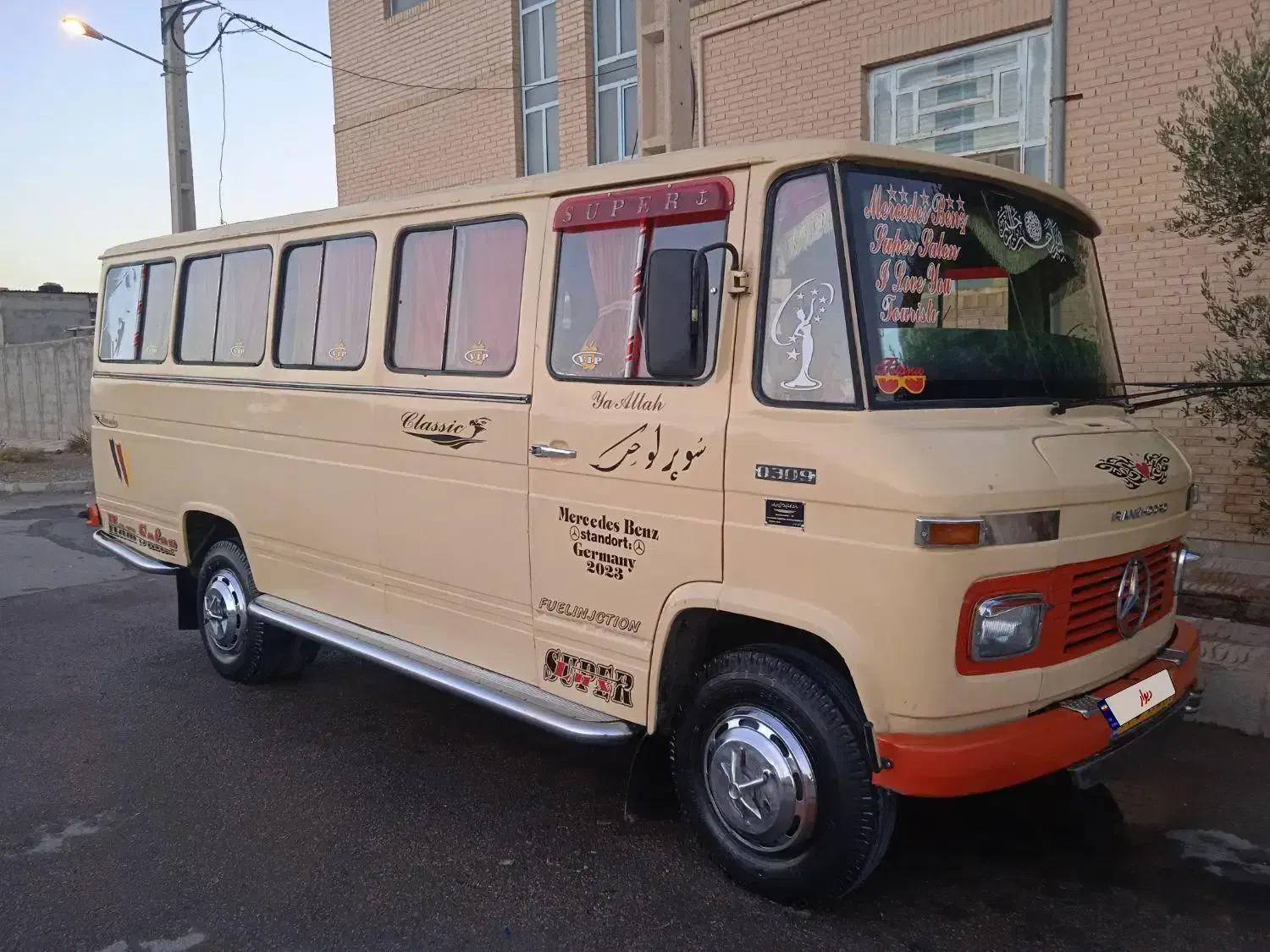 مینی بوس بنز ۶۳|خودرو سنگین|مهریز, |دیوار