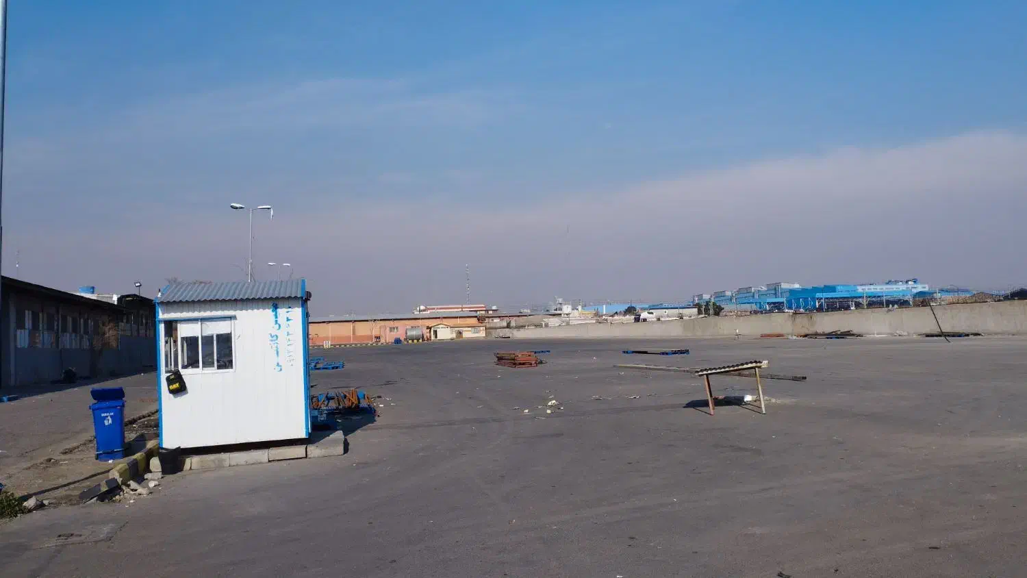 ۳۰هزارمترزمین۳۰۰متربنادر بهترین نقطه مخصوص وفتح|اجارهٔ دفتر صنعتی، کشاورزی، تجاری|تهران, شهرک غزالی|دیوار