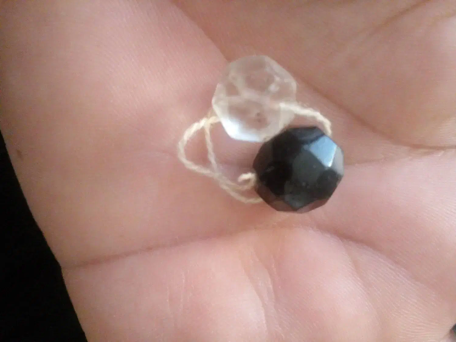 مهره یاقوت|جواهرات|اهواز, کمپلو شمالی|دیوار