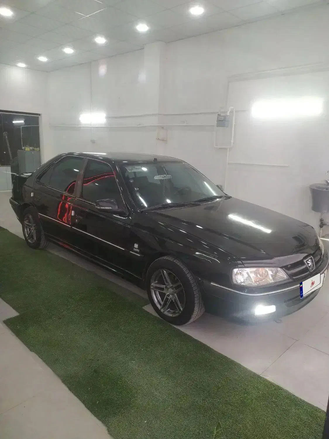 پژو پارس مدل ۸۳|خودرو سواری و وانت|رشت, حافظ آباد|دیوار