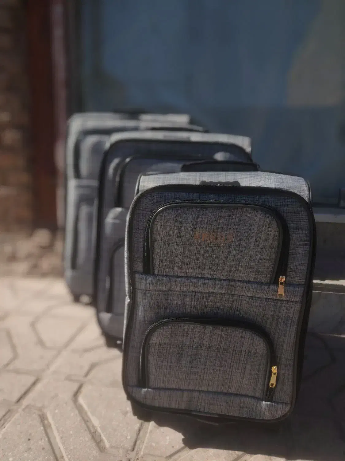 چمدان پارچه ای  به قیمت تولیدی|کیف، کفش، کمربند|بیرجند, |دیوار