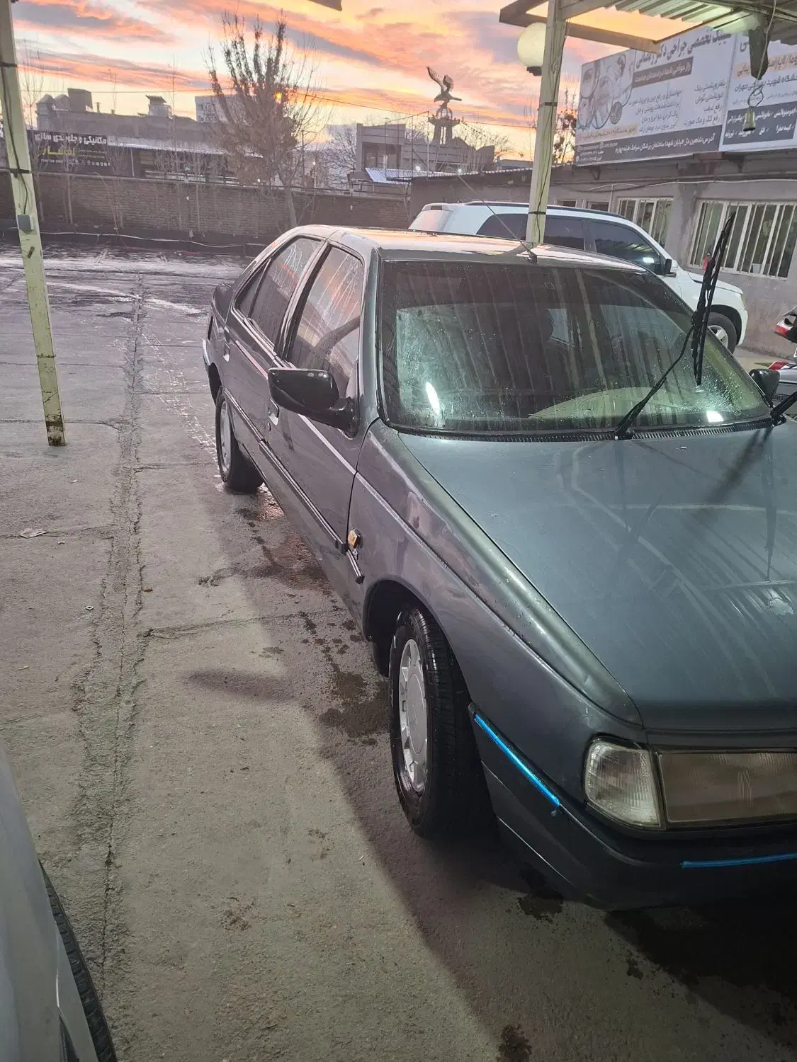 پژو۴۰۵ اتاق تعویض مدل ۹۳|خودرو سواری و وانت|شاهین دژ, |دیوار