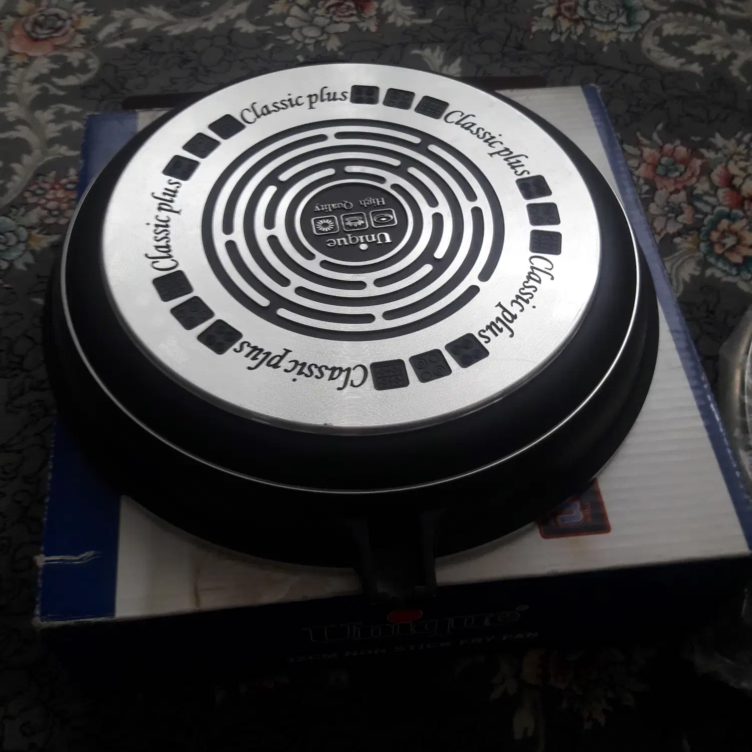 تابه ی چدن یونیک|ظروف پختوپز|ری, علایین|دیوار