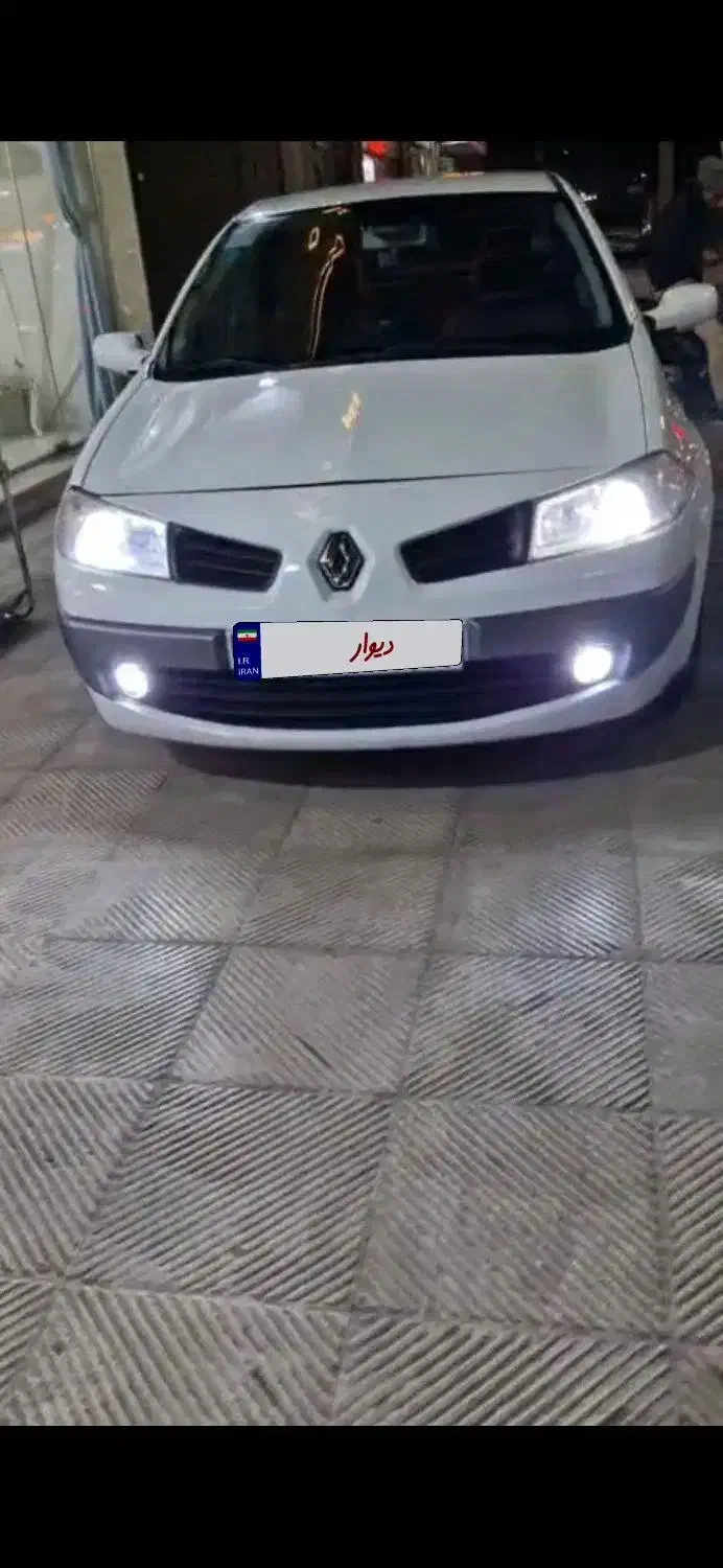 مگان سفید مدل 1392 سفارش مدیران فول|خودرو سواری و وانت|یزد, |دیوار