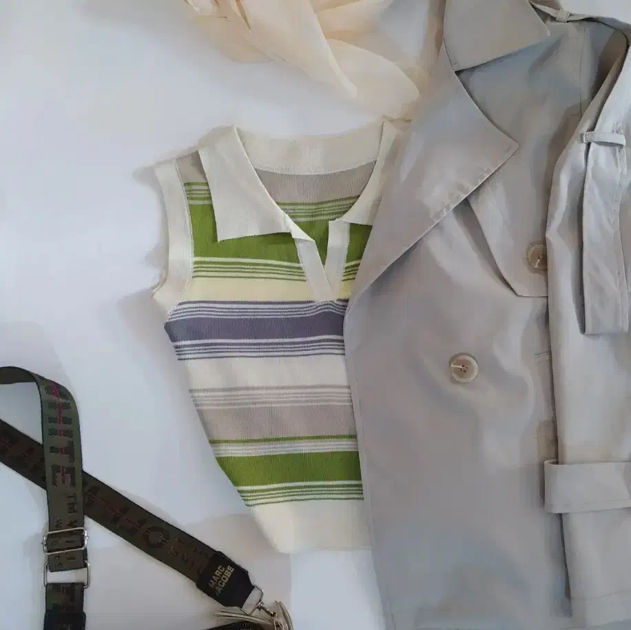 پوشاک زنانه|لباس|اصفهان, نقش جهان|دیوار