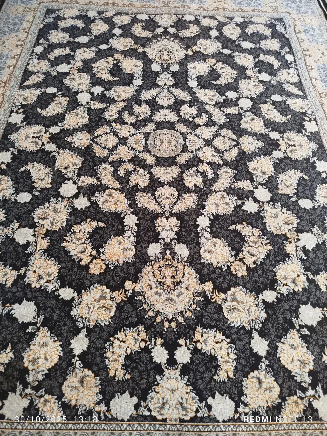 ۴تخته فرش ۱۲متری ۷۰۰شانه با تراکم ۲۵۵۰|فرش|کوهدشت, |دیوار