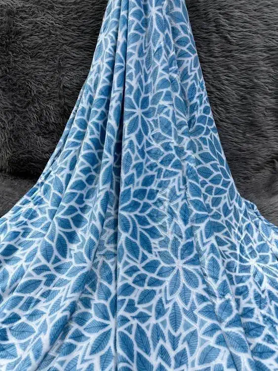 پتو دونفره طرح گلبرگی زیبا و خاص|رختخواب، بالش، پتو|قزوین, |دیوار