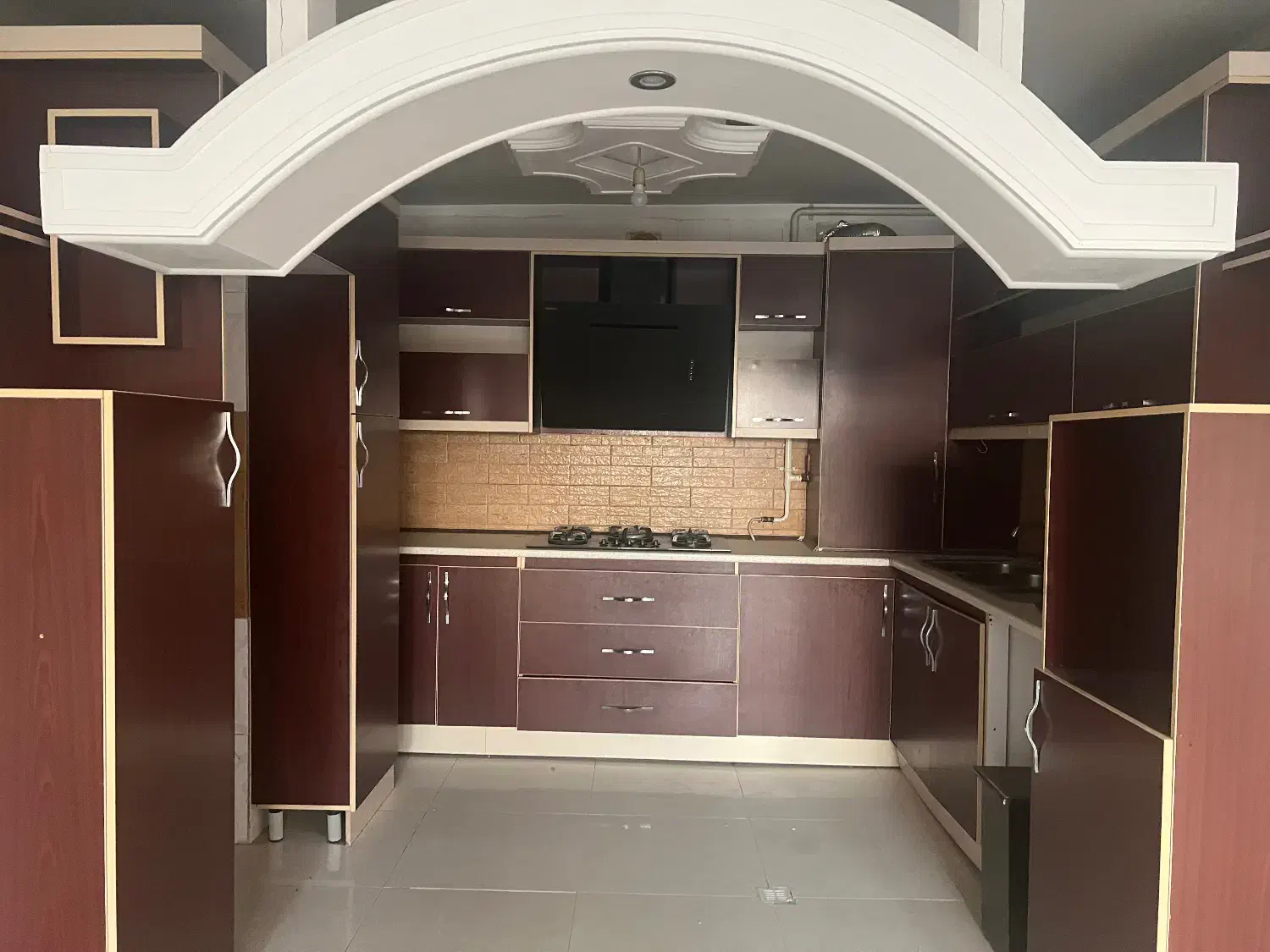 اجاره  واحد ۹۰ متری طبقه دوم فول انتهای شهرداری|اجارهٔ آپارتمان|آبیک, |دیوار