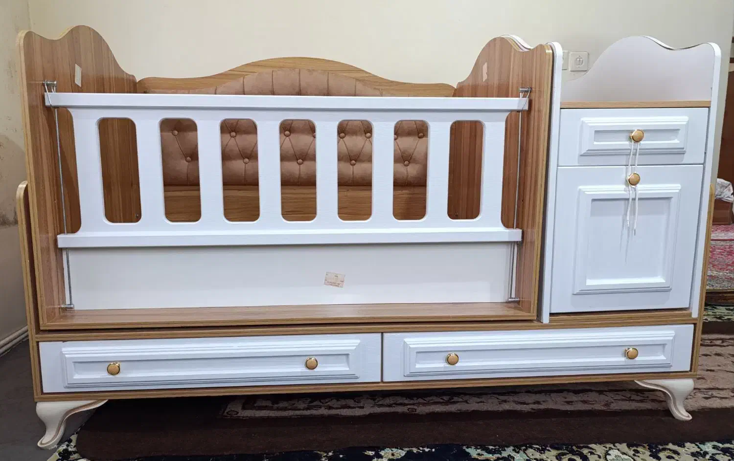 تخت کودک|تخت و صندلی بچه|دالخانی, |دیوار