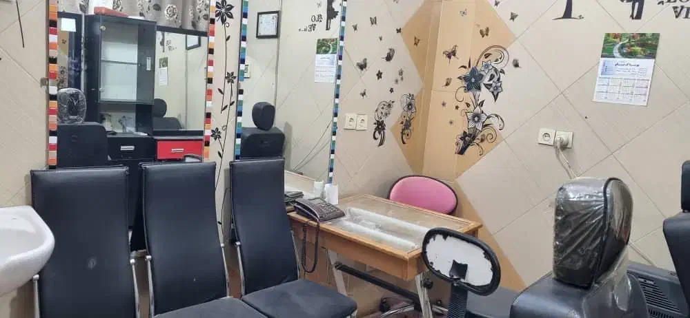 رهن و اجاره ی آرایشگاه زنانه با مجوز|اجارهٔ مغازه و غرفه|تهران, کوثر|دیوار