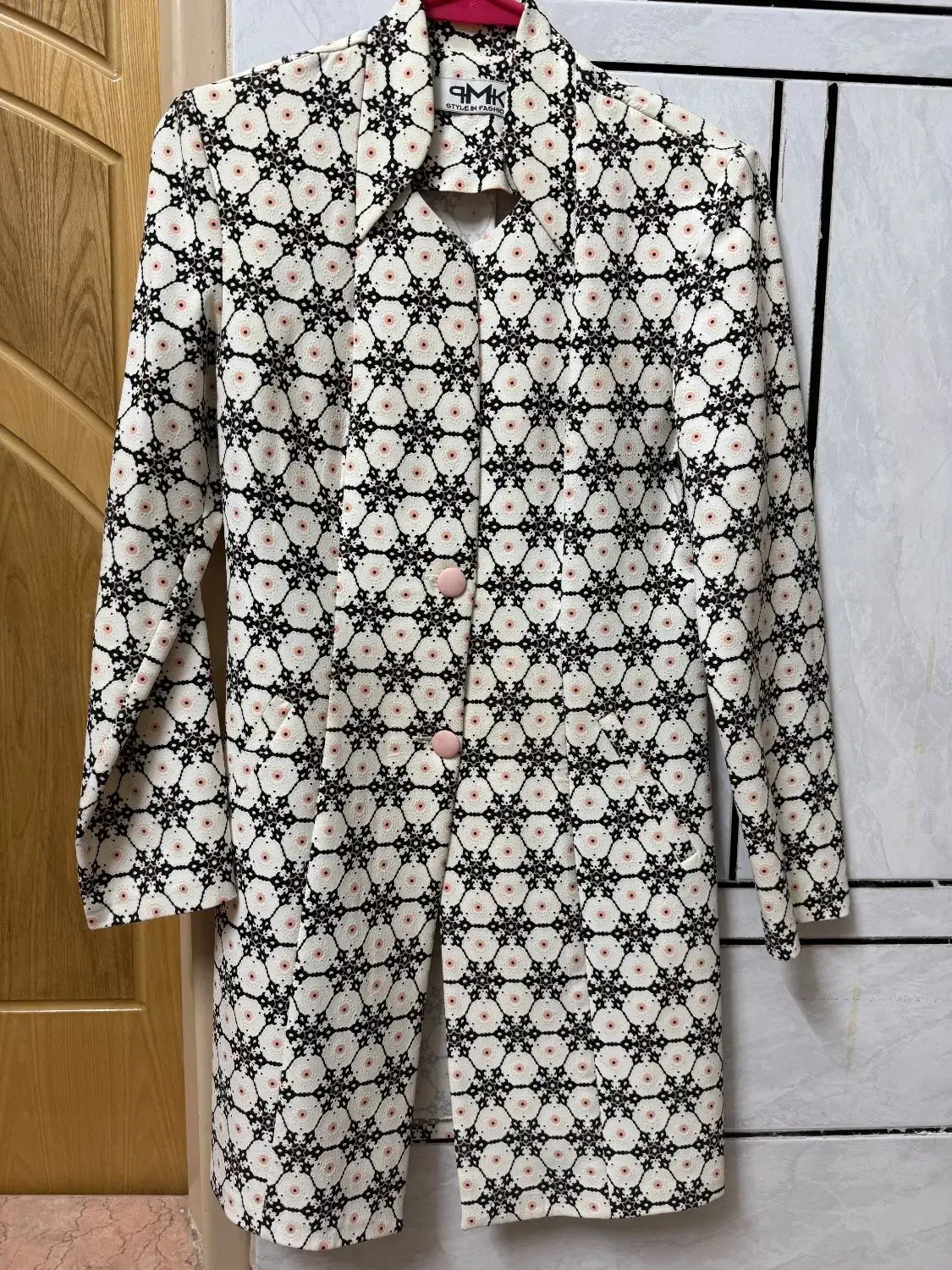 مانتوو شلوار جین با قیمت باور نکردنی|لباس|خمینیشهر, |دیوار