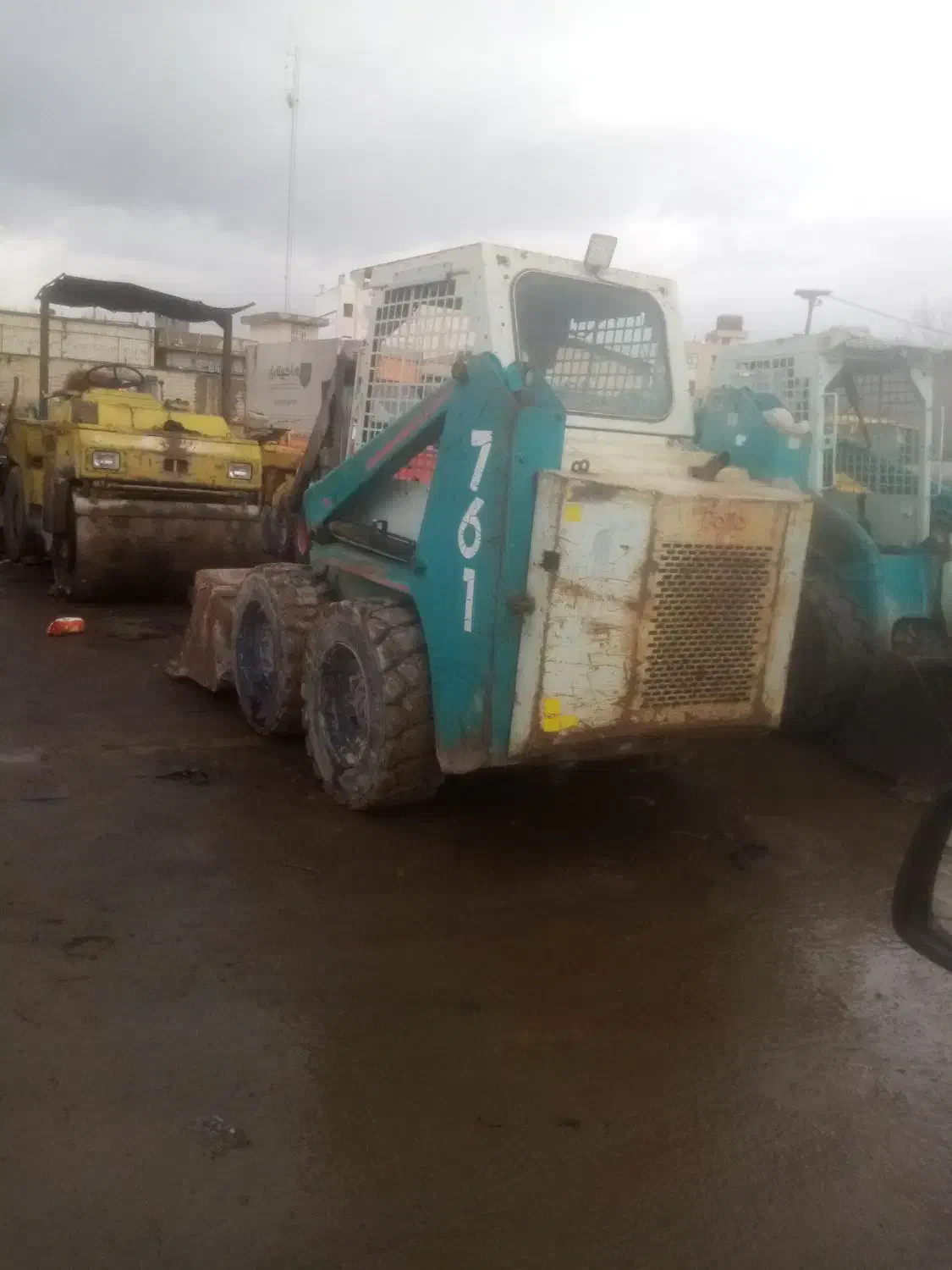 مینی لودربابکت|خودرو سنگین|شیراز, دشت چنار|دیوار