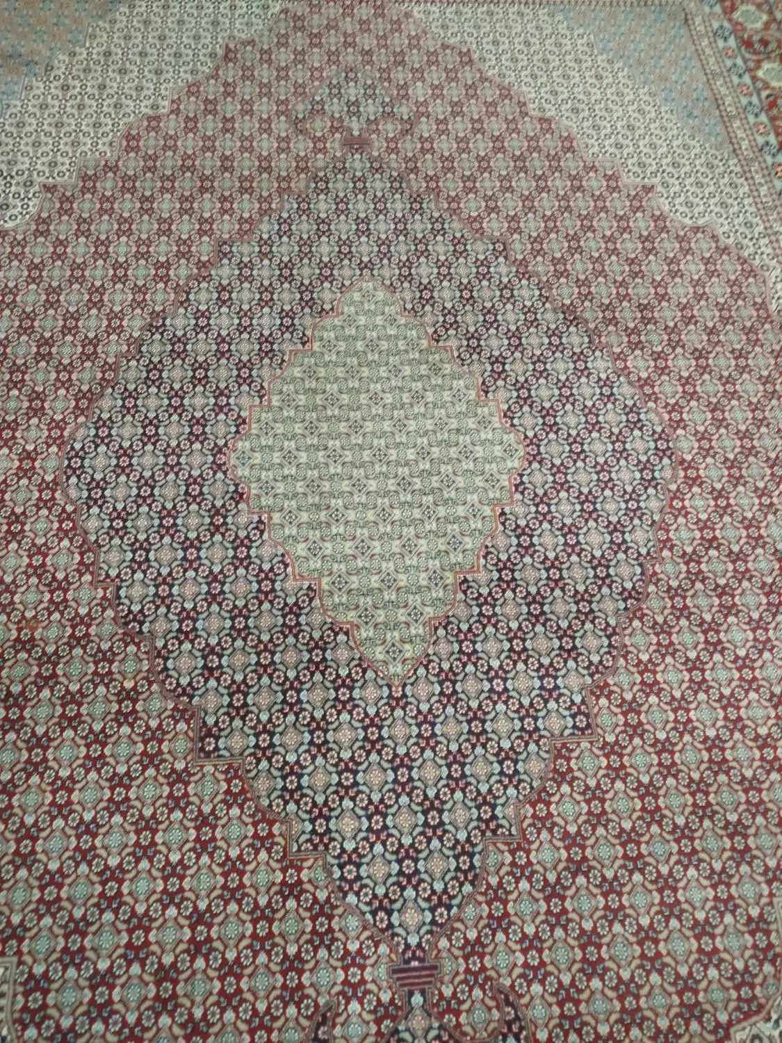 فرش دوازده متری|فرش|تاکستان, |دیوار