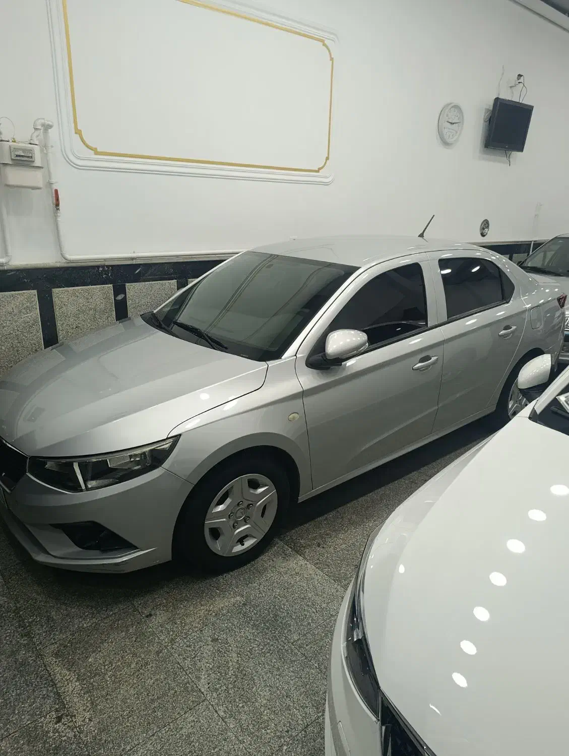 تارا    وی یک 5 دنده|خودرو سواری و وانت|تبریز, |دیوار