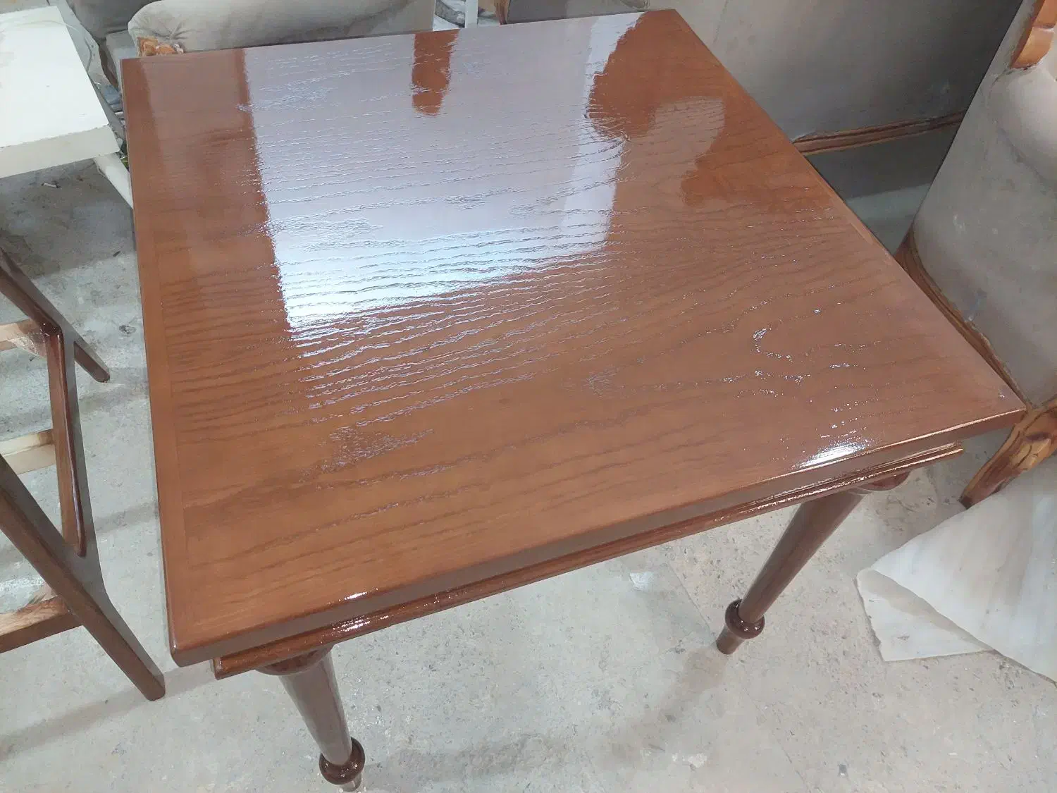 رنگ و تغییر رنگ انواع صنایع چوبی|خدمات پیشه و مهارت|نیشابور, گنبد سبز|دیوار