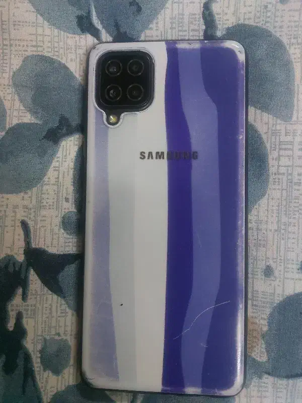 گوشی درحد آ۱۲ حافظه ۱۲۸|موبایل|مشهد, فرهنگیان (شهرک غرب)|دیوار