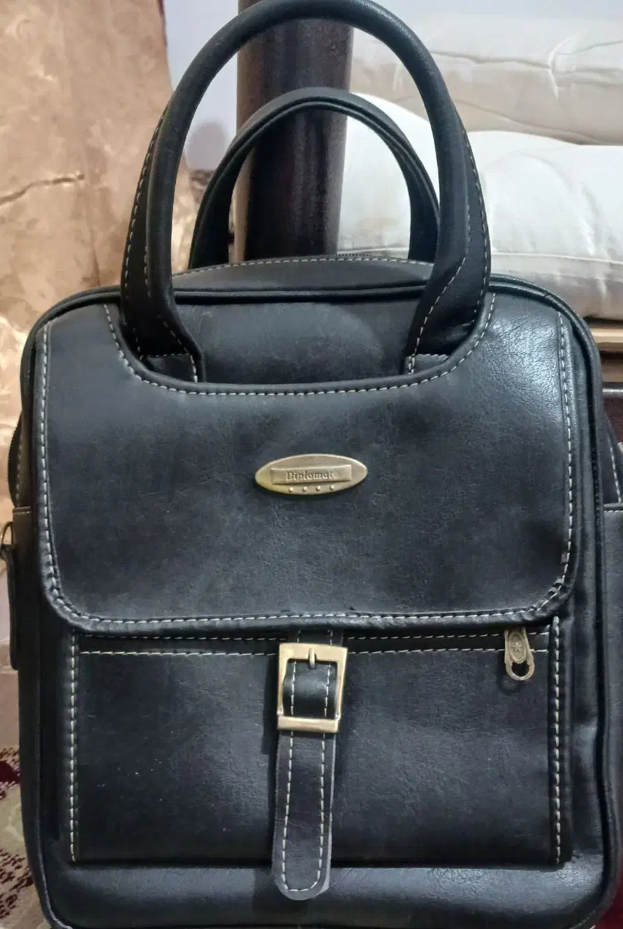 کیف اداری|کیف، کفش، کمربند|نهاوند, |دیوار