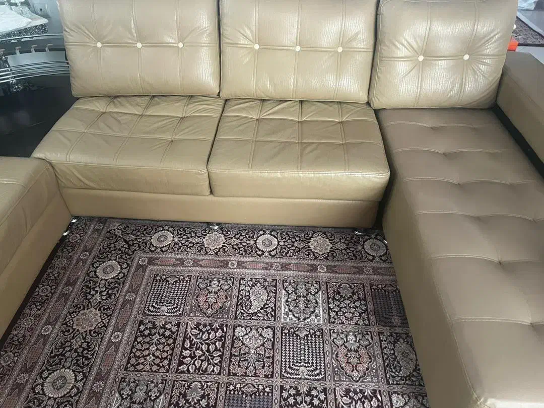 ملبمان چرم رنگ نود نسکافه ای|مبلمان خانگی و میز عسلی|قم, میرزائیه|دیوار