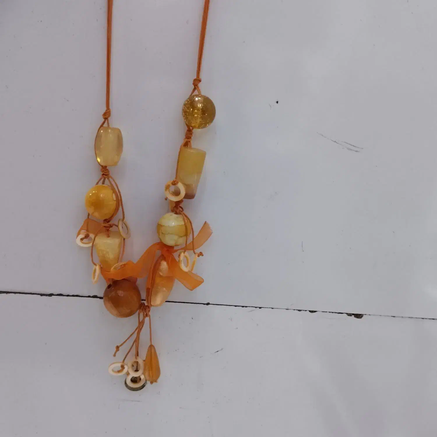 گردنبند آویز رو مانتو|بدلیجات|اندیشه, اندیشه فاز ۱|دیوار