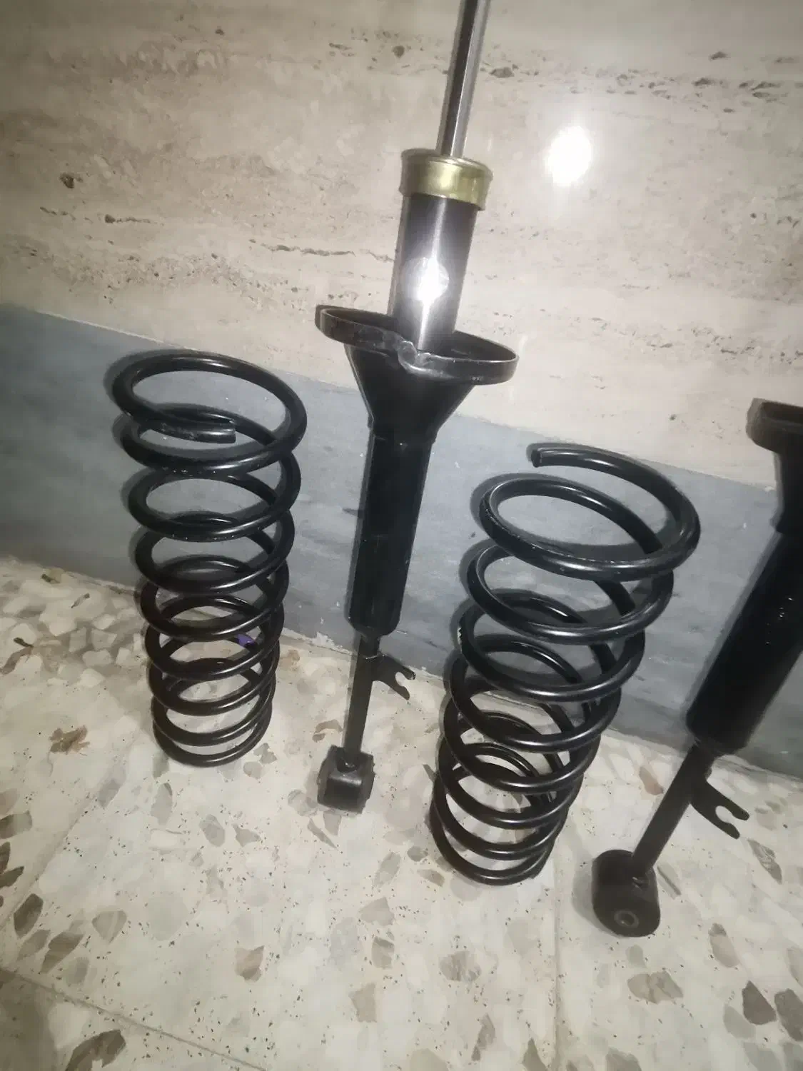 کمک و فنر KDS عقب تیبا ساینا کوئیک|قطعات یدکی و لوازم جانبی|اهواز, شهرک دانشگاه|دیوار