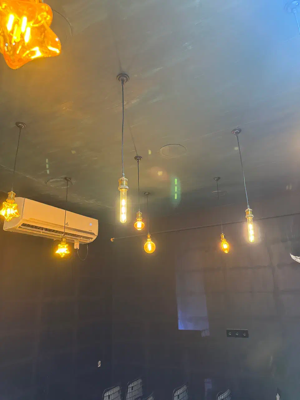 لامپ ادیسونی با سر پیچ آویز|لامپ و چراغ|قشم, |دیوار