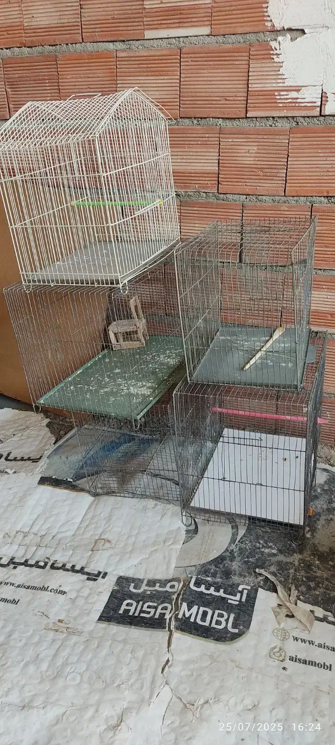 ۵عدد قفس صحیح و سالم معاوضه با کبوتر هرچی|لوازم جانبی حیوانات|اردبیل, |دیوار